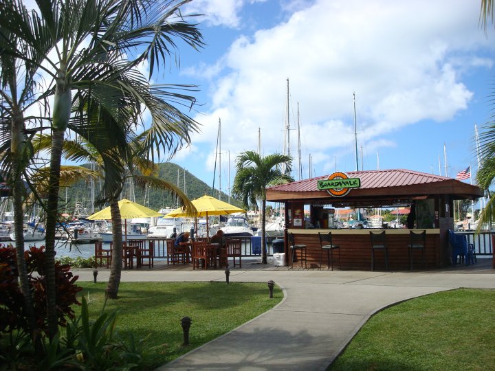 Hafenbar in St. Lucia